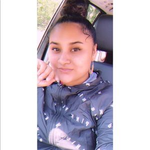 Meet your Posher, Marissa